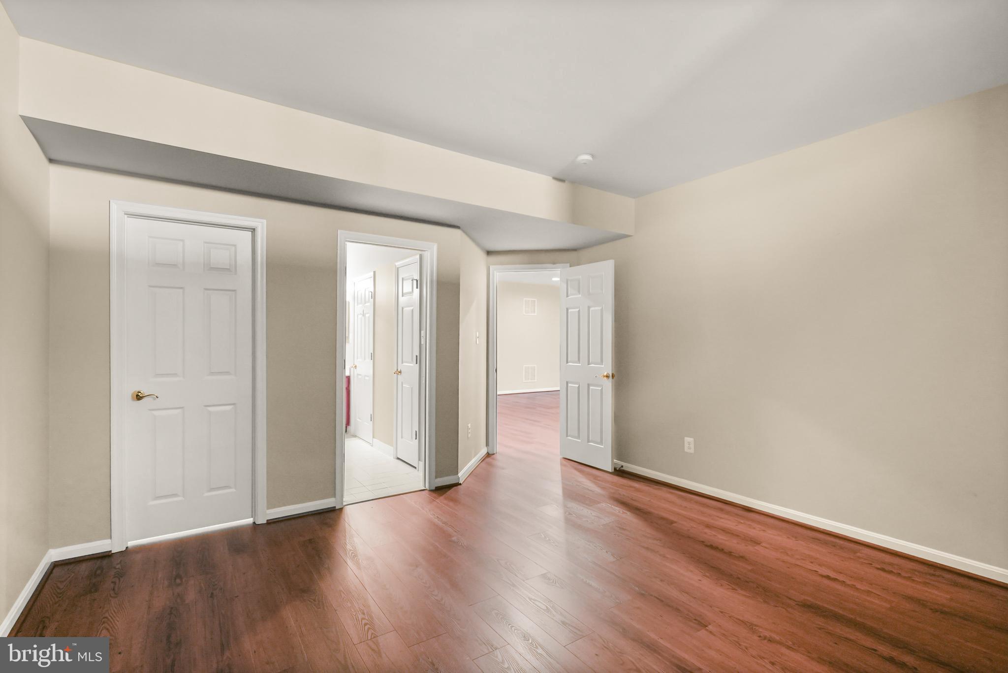 LANSDOWNE ON THE POTOMAC - Residential Lease