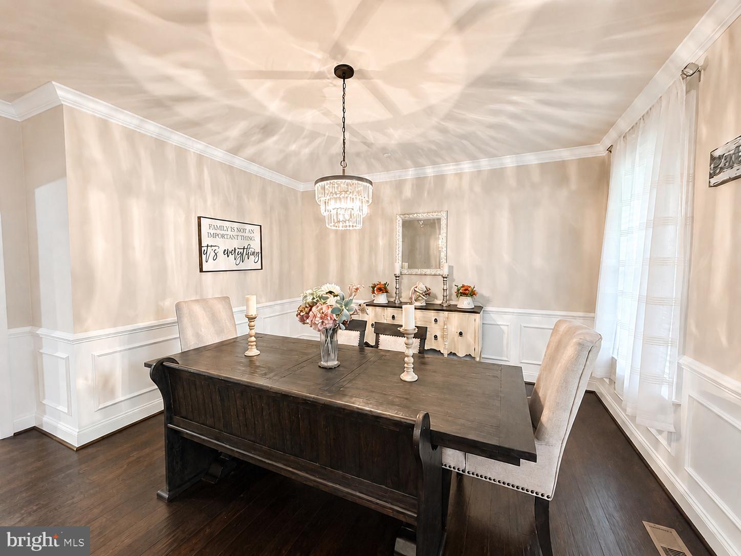 OAKLAND HALL - Residential