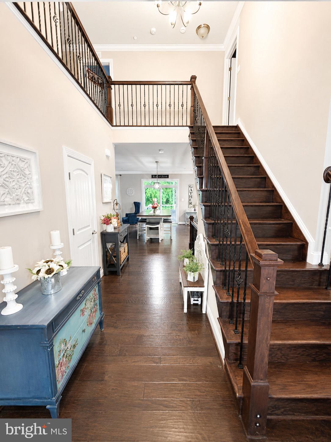 OAKLAND HALL - Residential