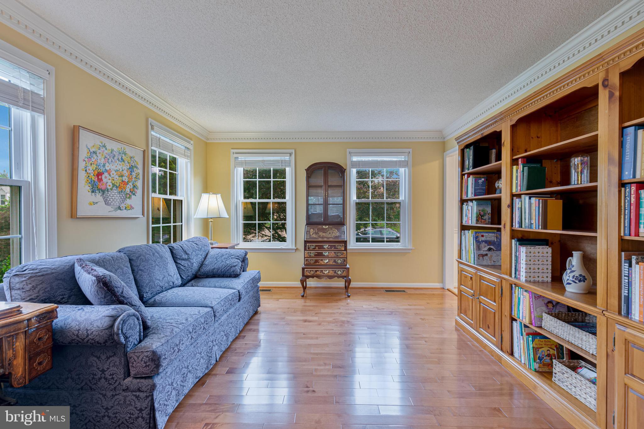 PEER MANOR - Residential