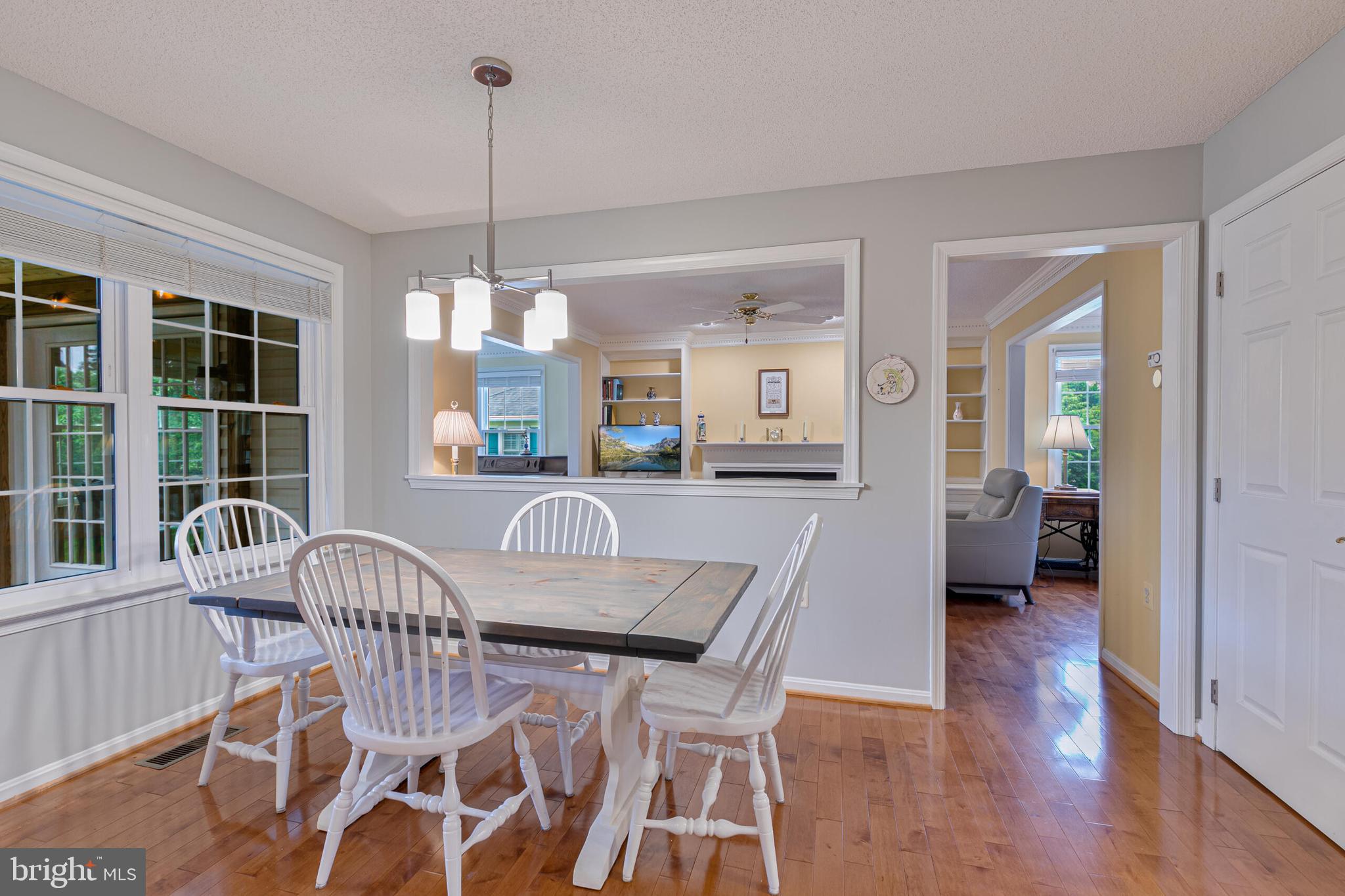 PEER MANOR - Residential