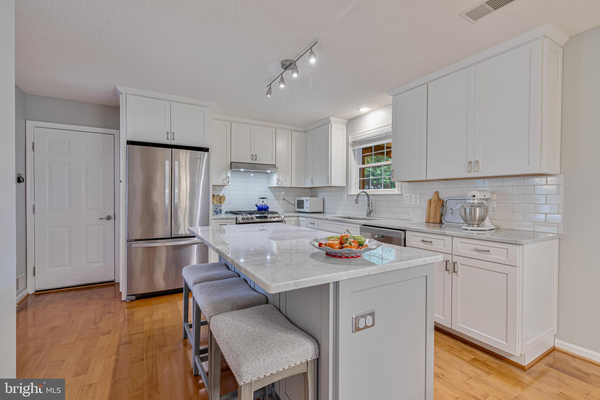 403 WILLIAM STREET NW