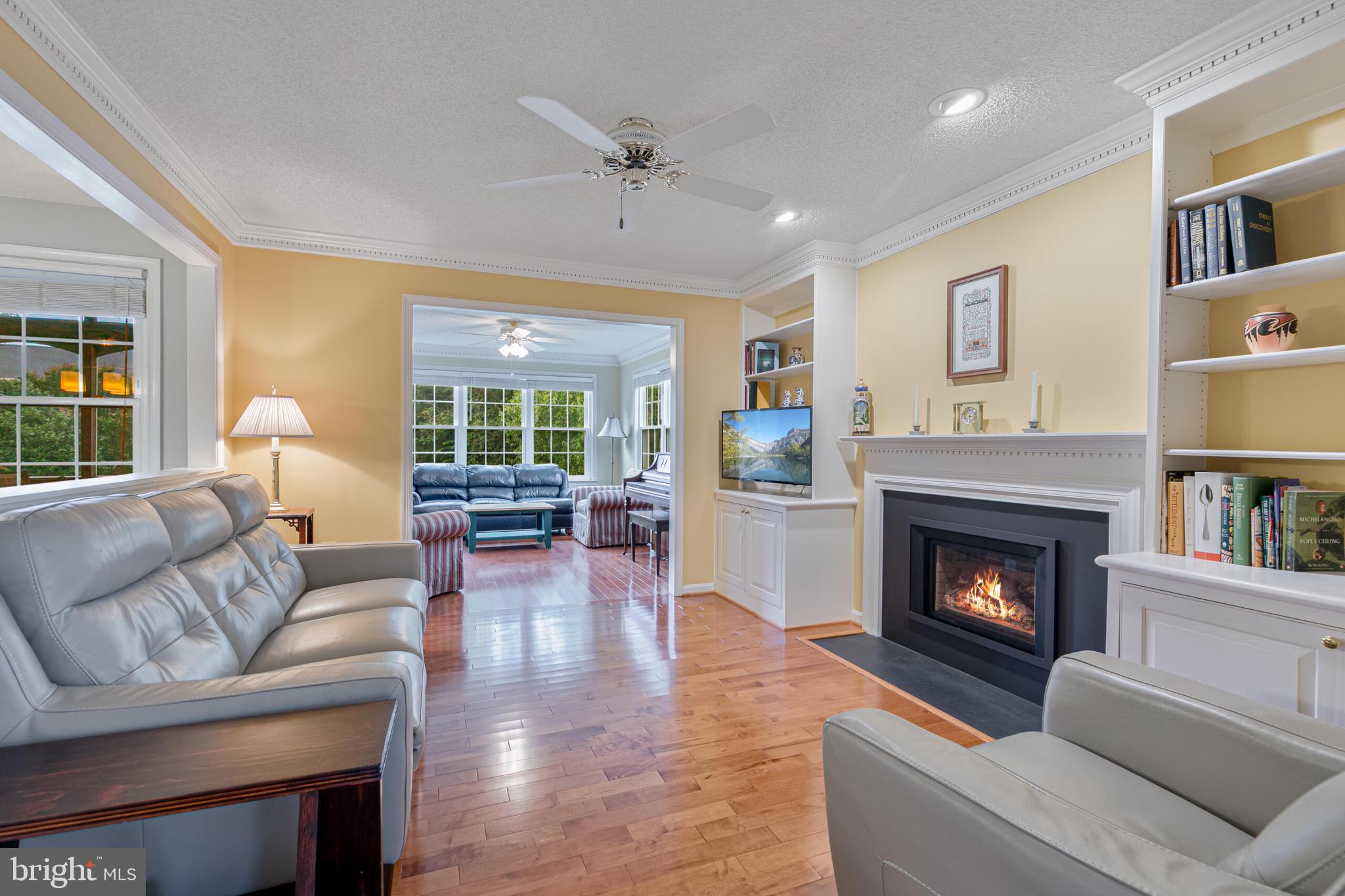 PEER MANOR - Residential