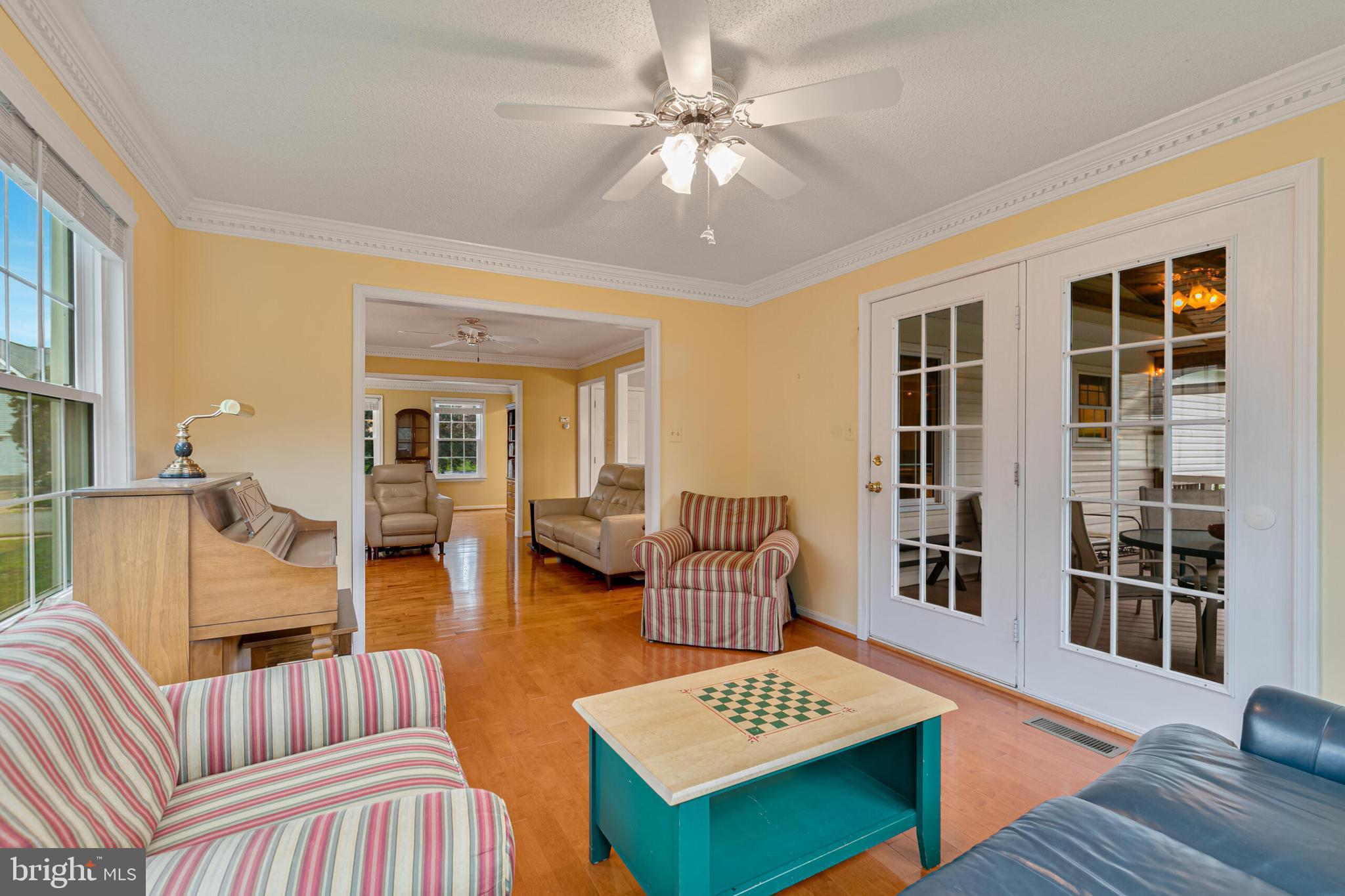 PEER MANOR - Residential