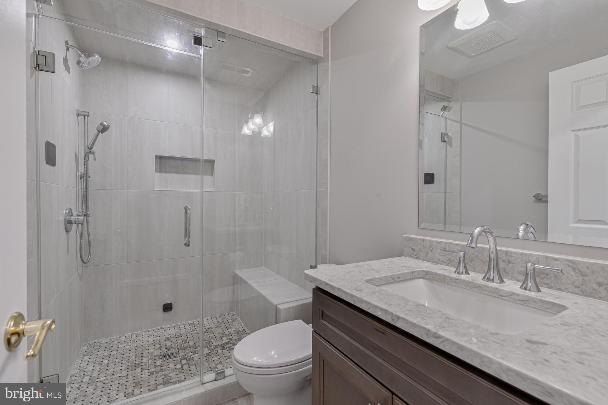 PEER MANOR - Residential