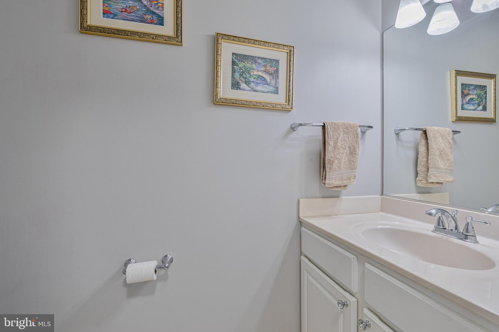 PEER MANOR - Residential