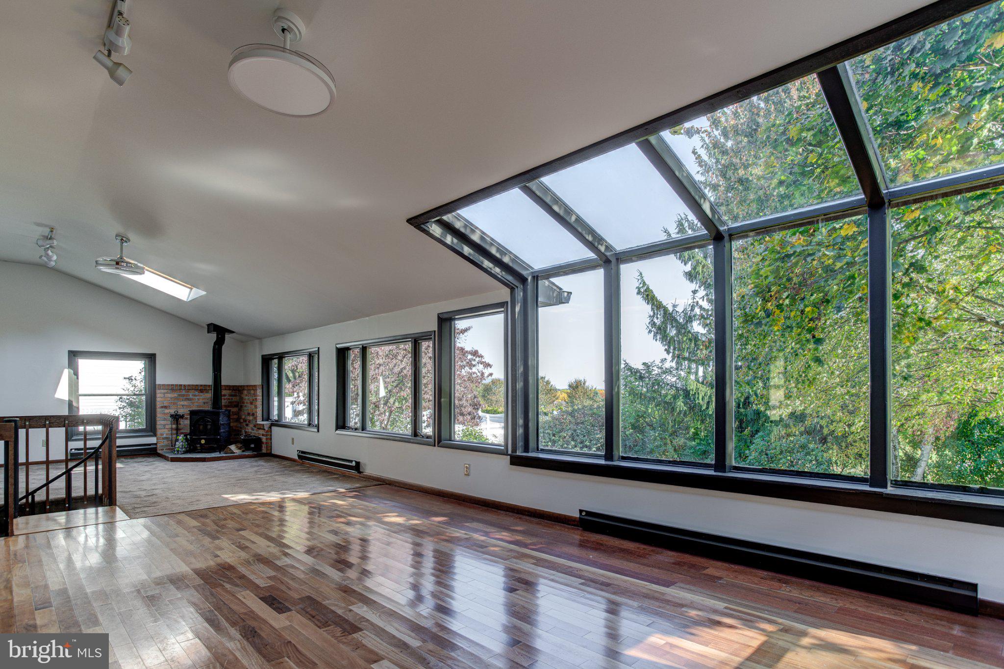 643 BERKSHIRE DRIVE