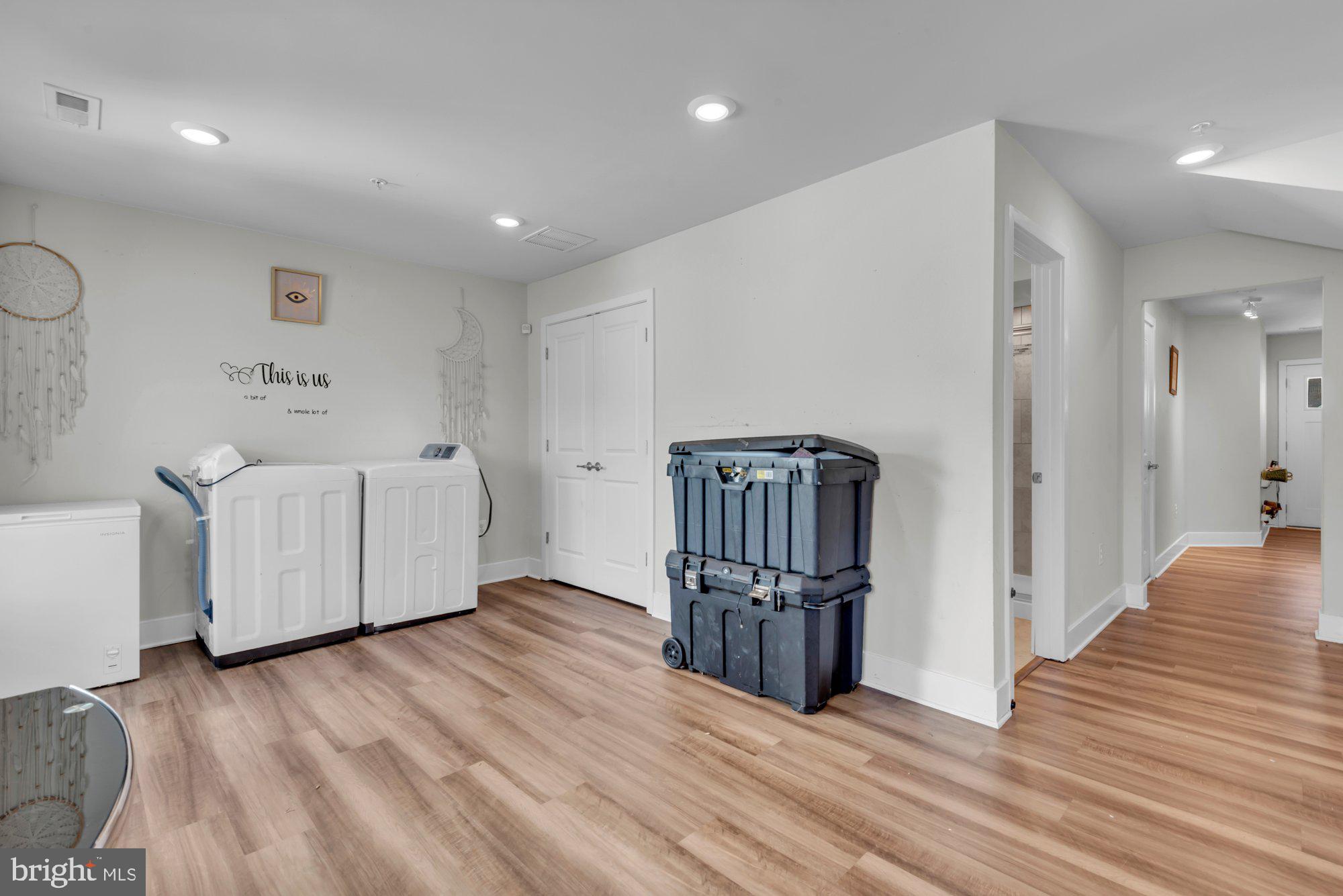 STONEHAVEN - Residential