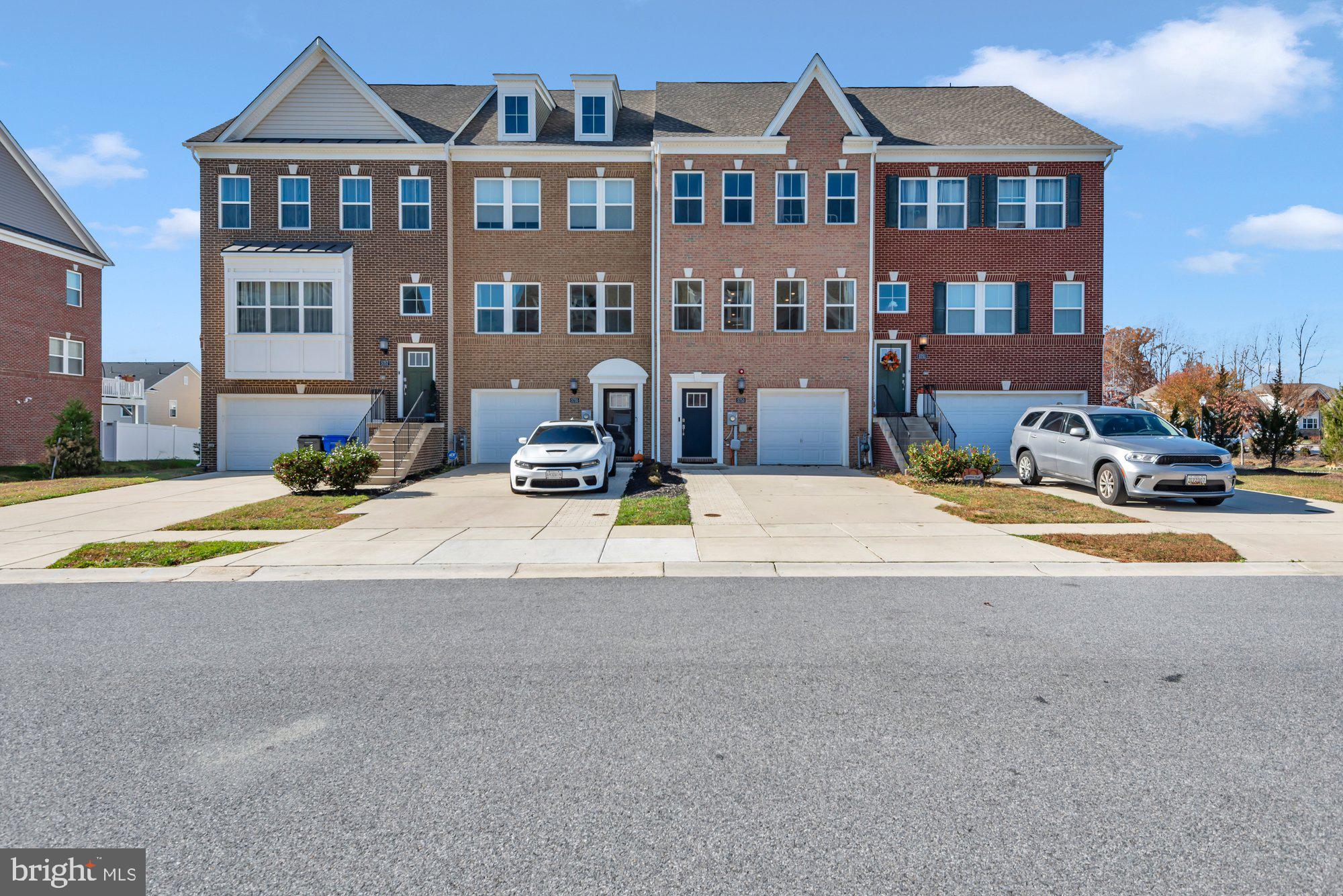 5753 FREDERICK DOUGLAS PL