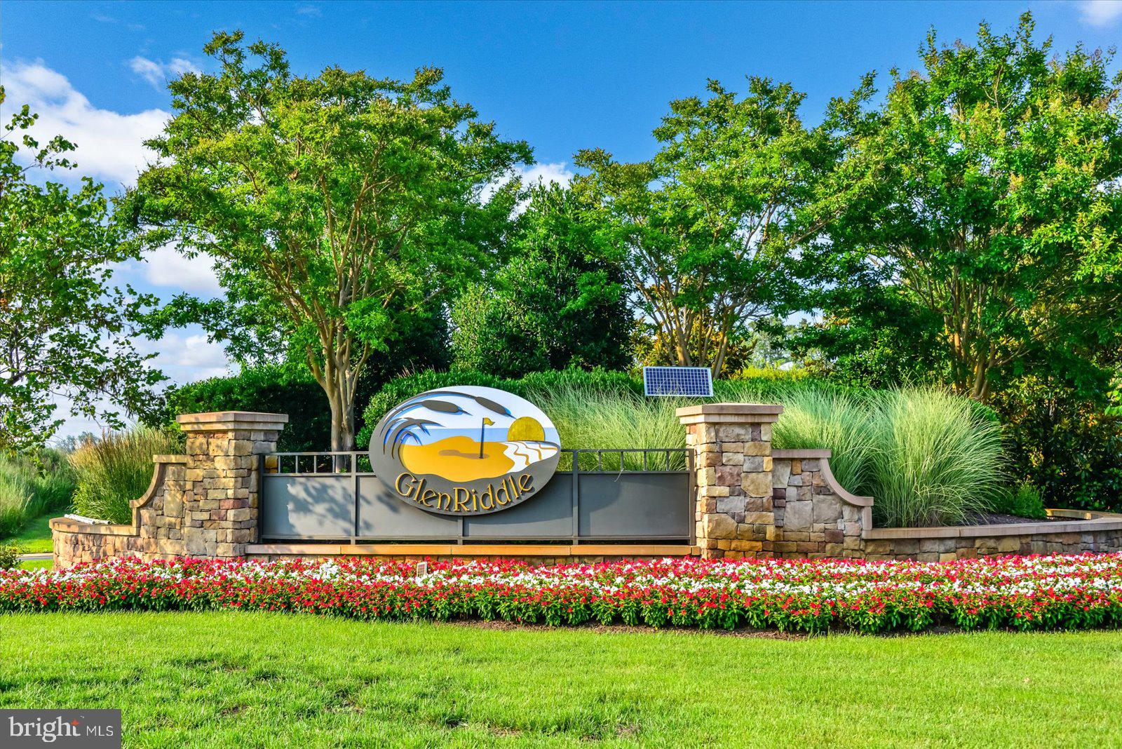 GLEN RIDDLE - Residential