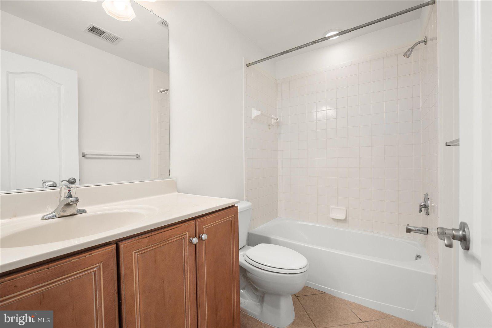 GLEN RIDDLE - Residential