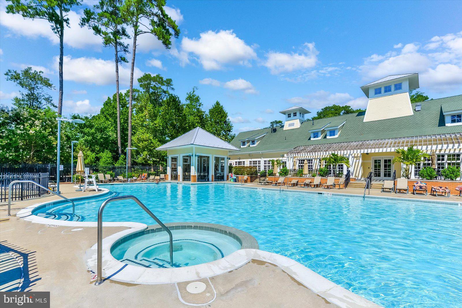 GLEN RIDDLE - Residential