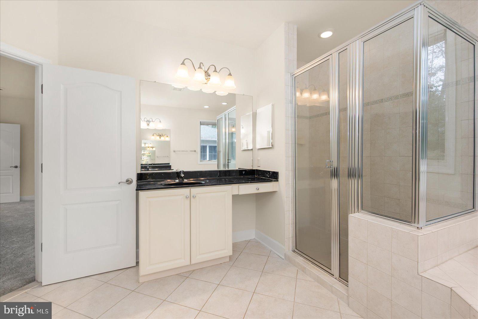 GLEN RIDDLE - Residential