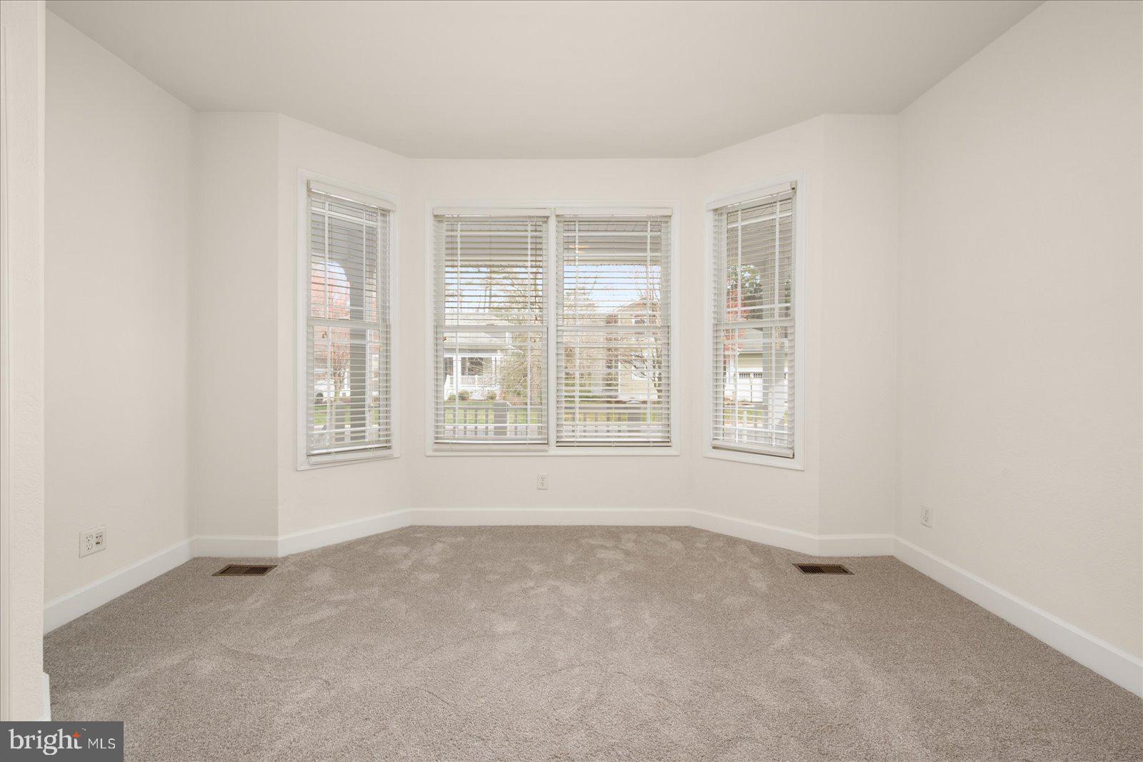 GLEN RIDDLE - Residential