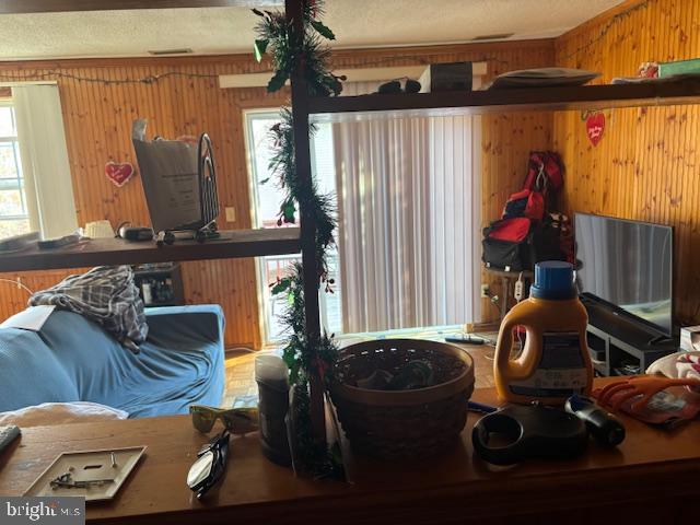 25 OYSTER BAY ROAD C