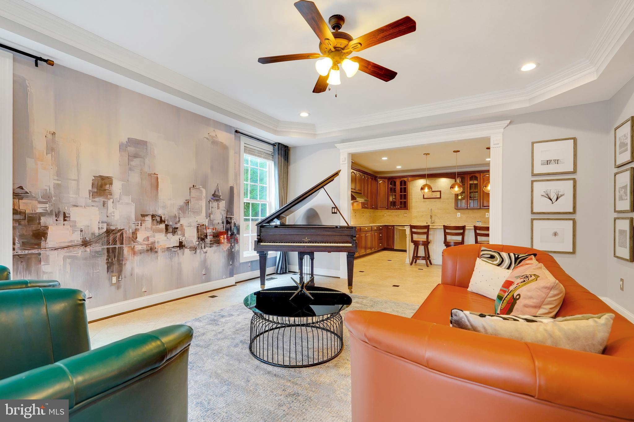 GRAYS OAKTON - Residential