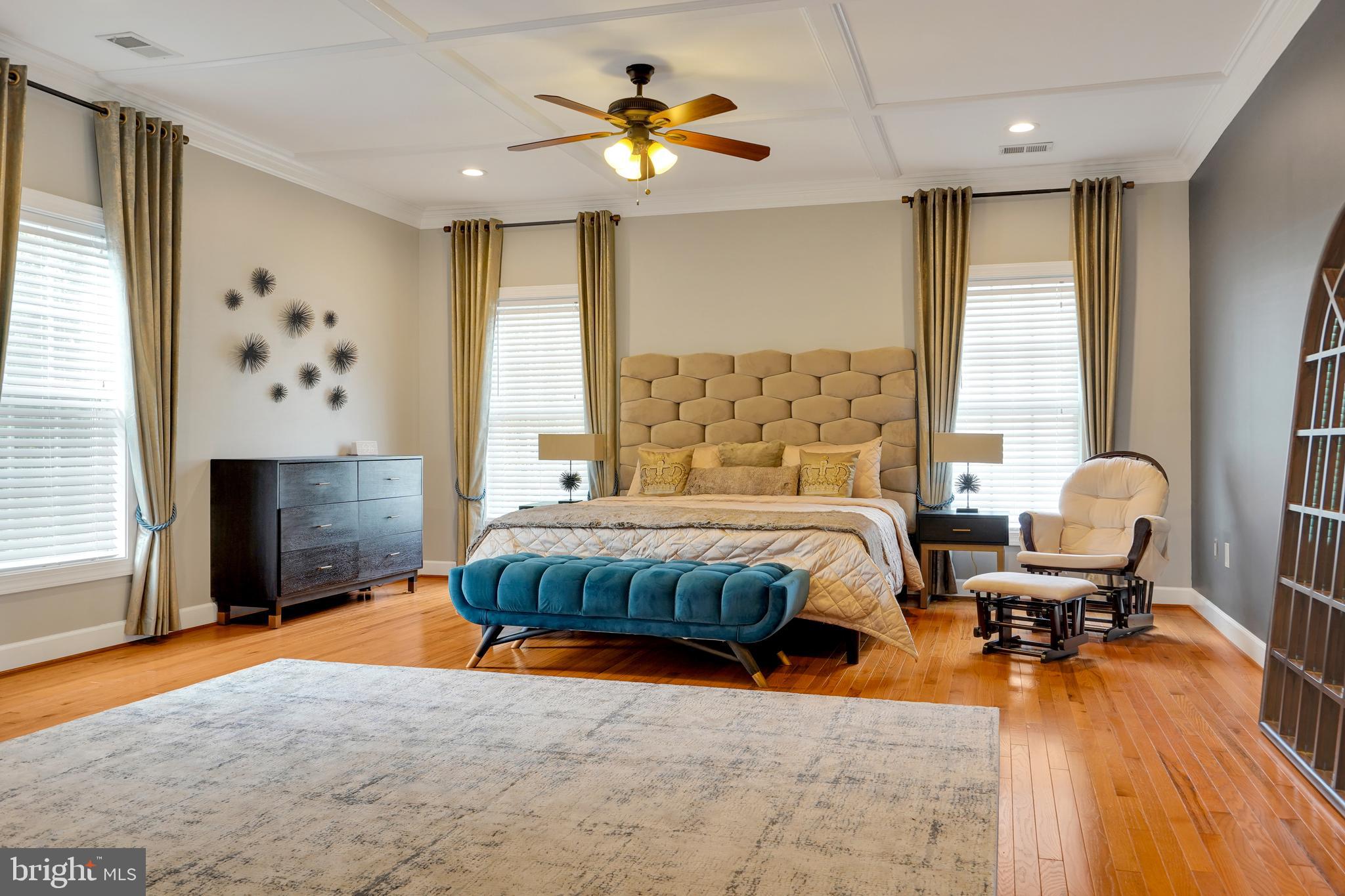 GRAYS OAKTON - Residential