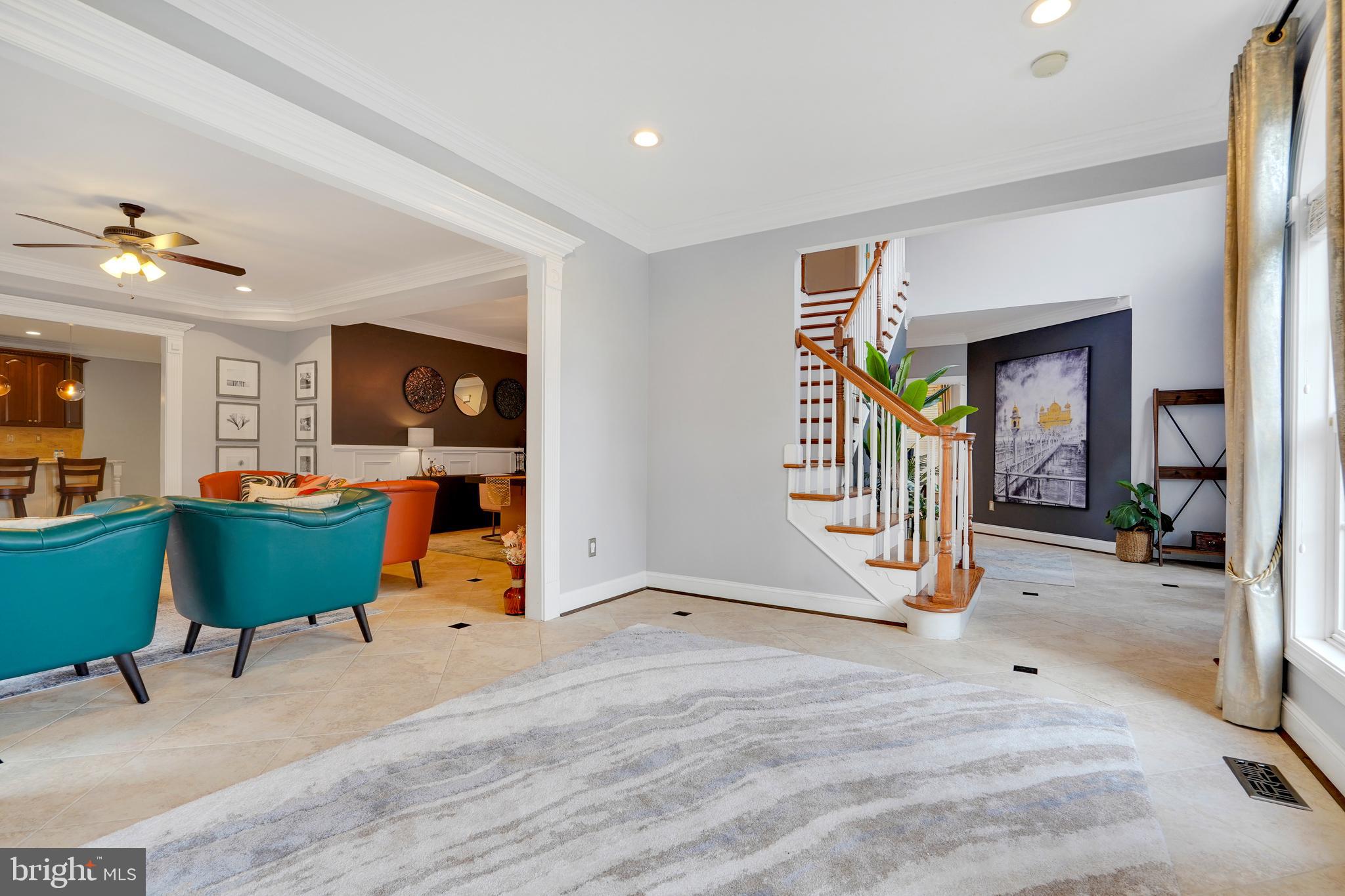 GRAYS OAKTON - Residential