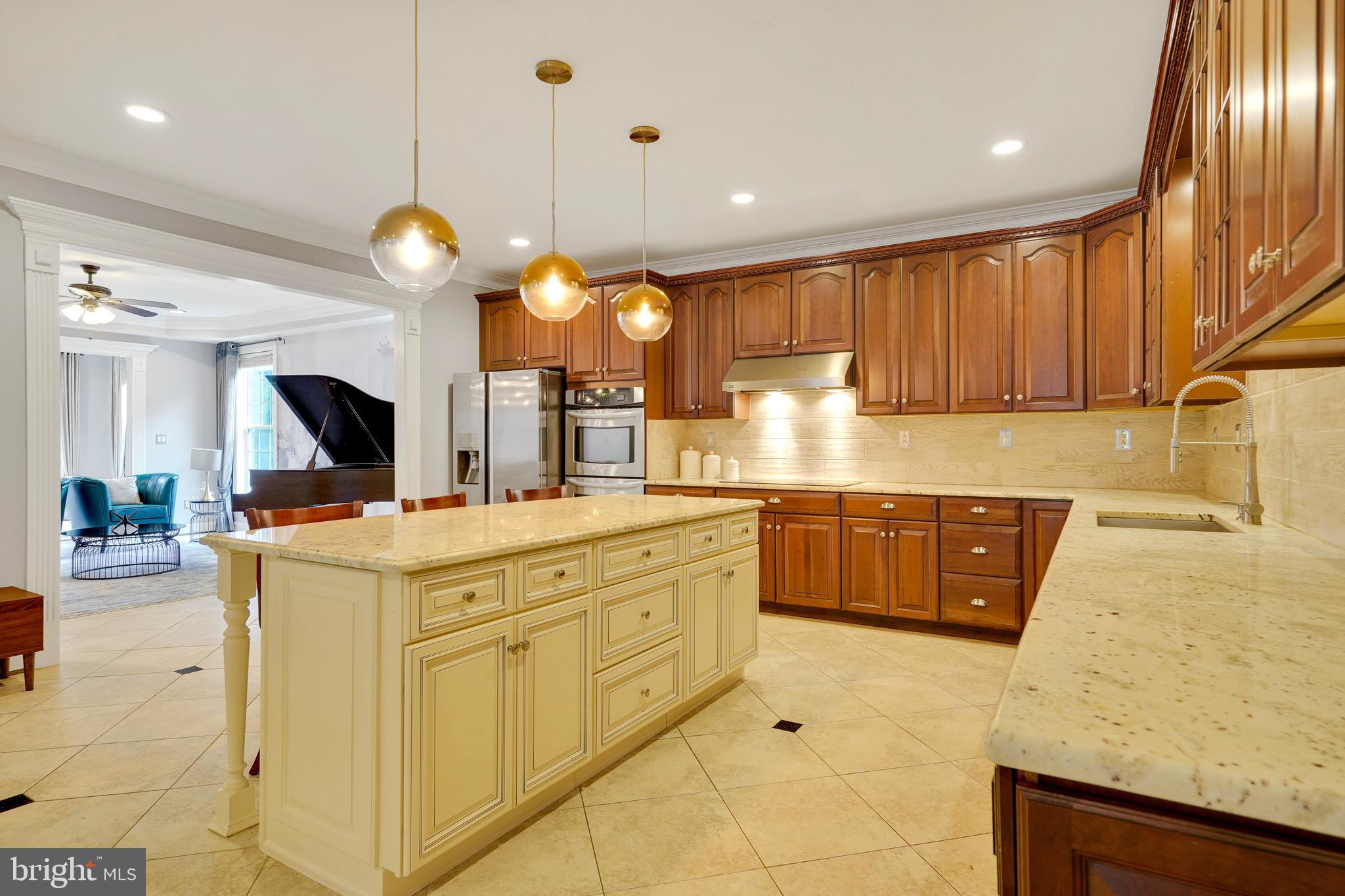 GRAYS OAKTON - Residential