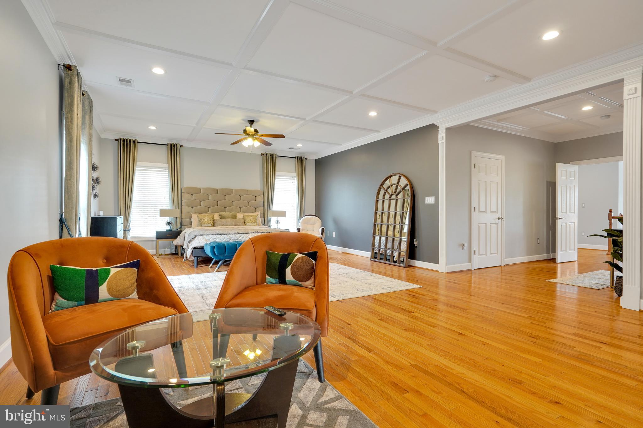 GRAYS OAKTON - Residential