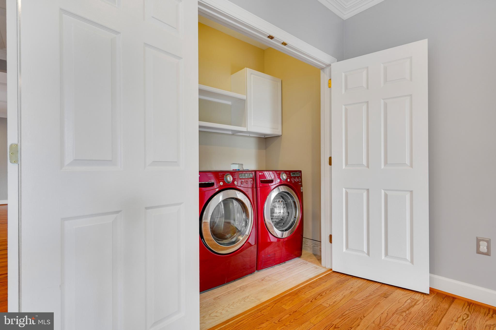 GRAYS OAKTON - Residential