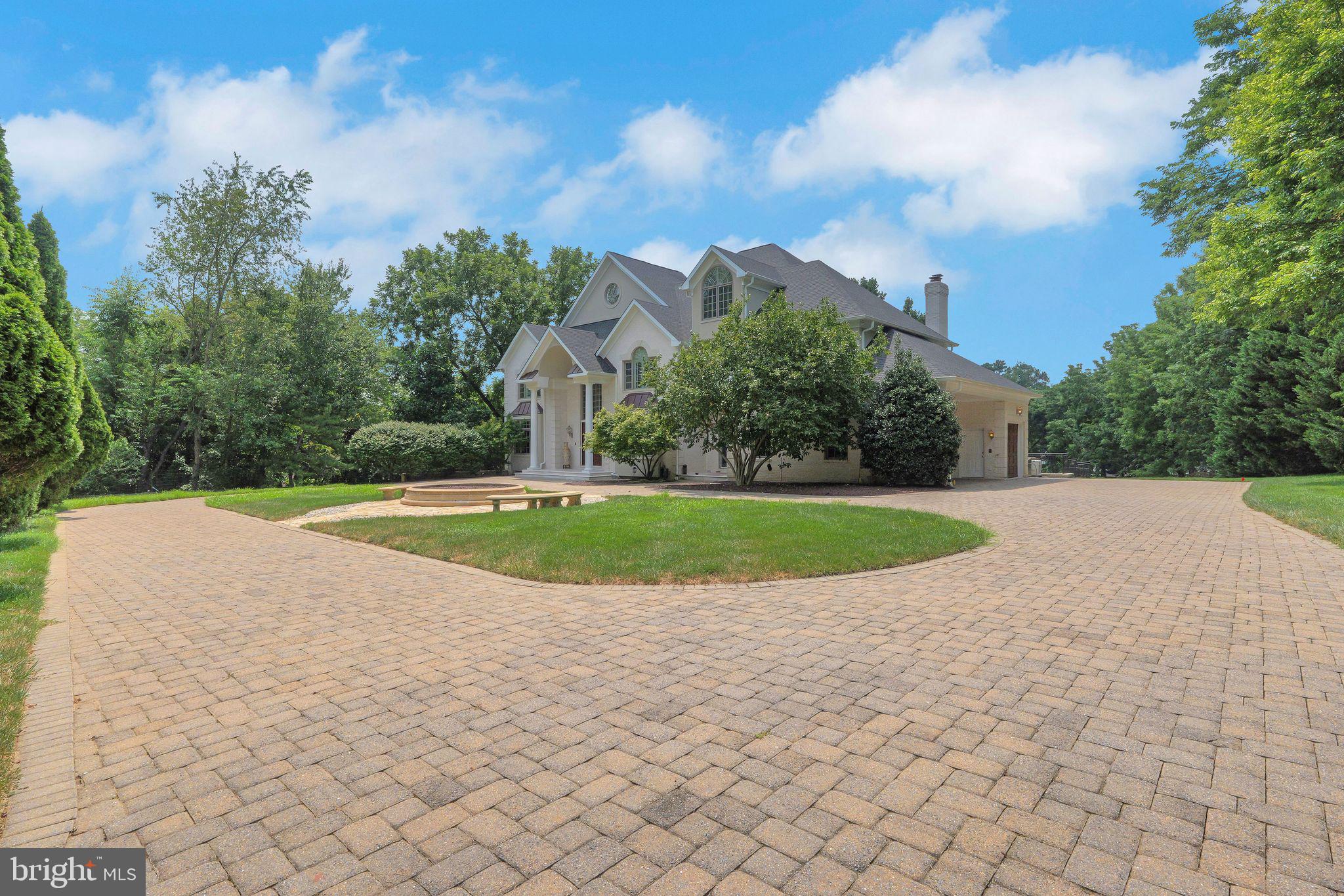 9941 LAWYERS ROAD