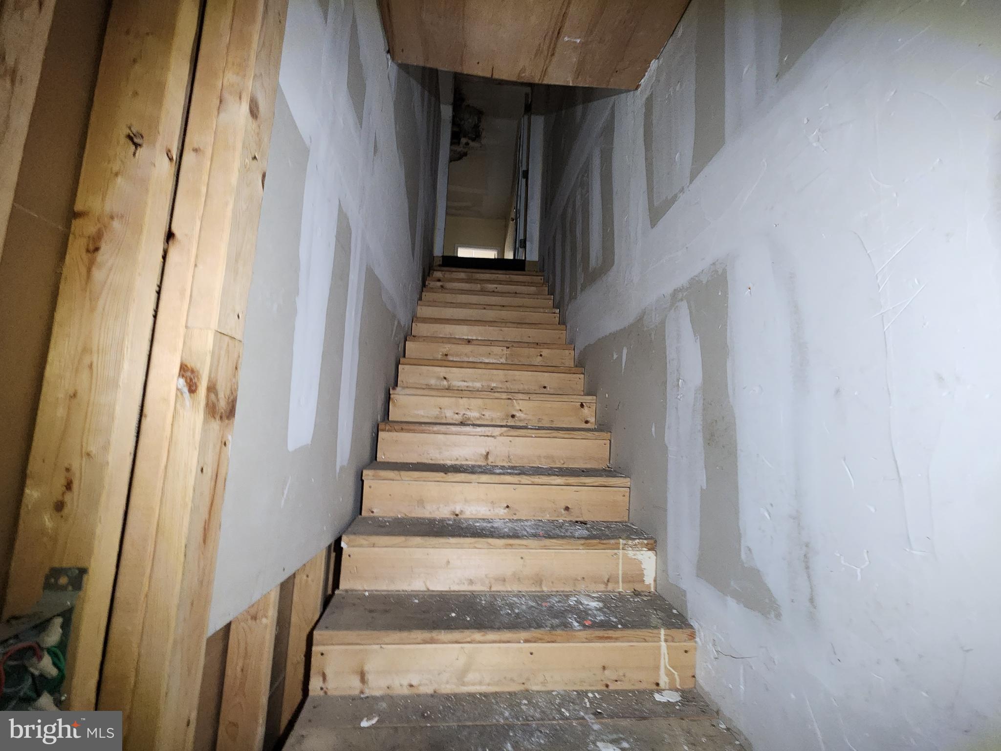 MIDTOWN EDMONDSON - Residential