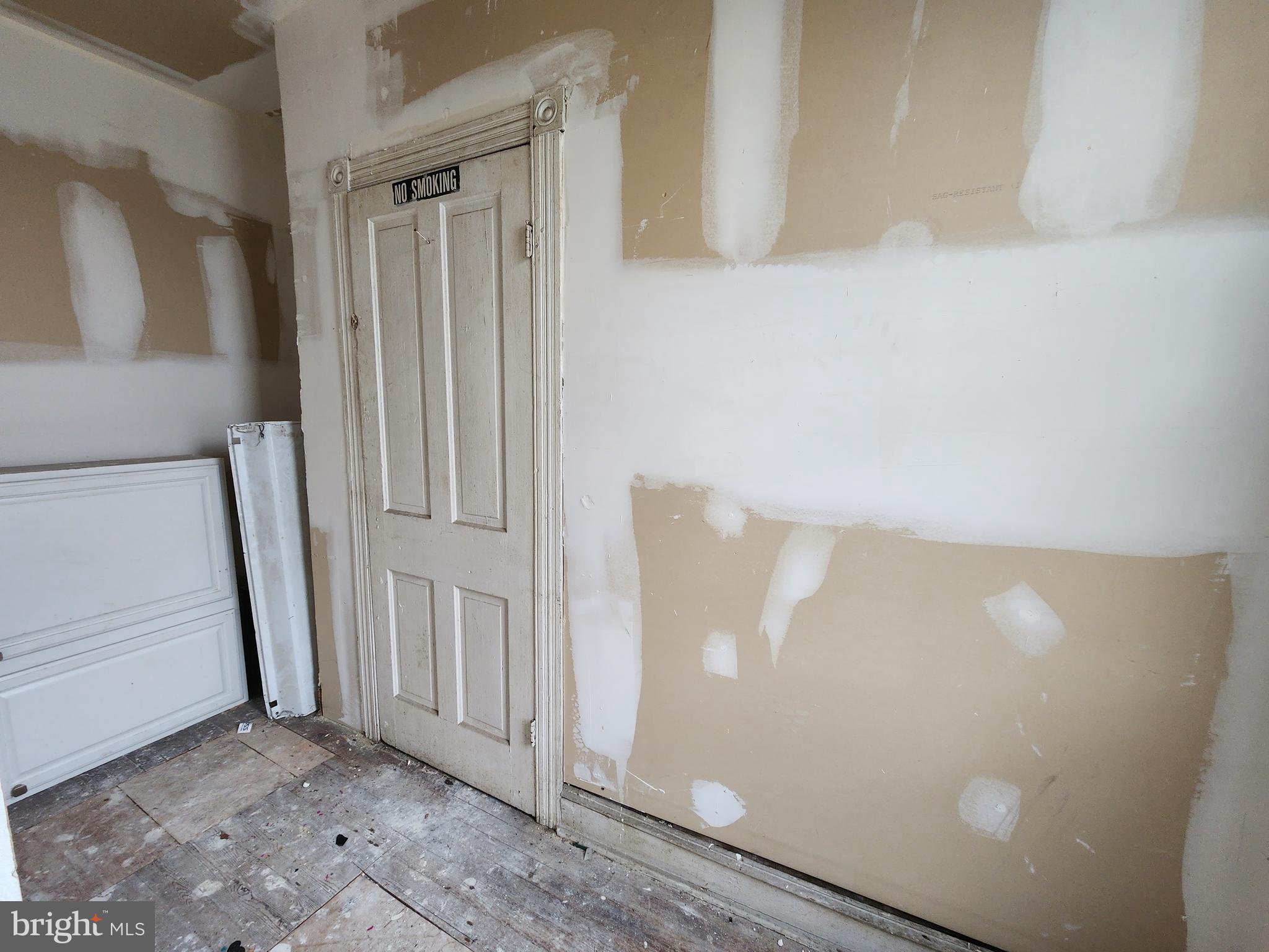 MIDTOWN EDMONDSON - Residential