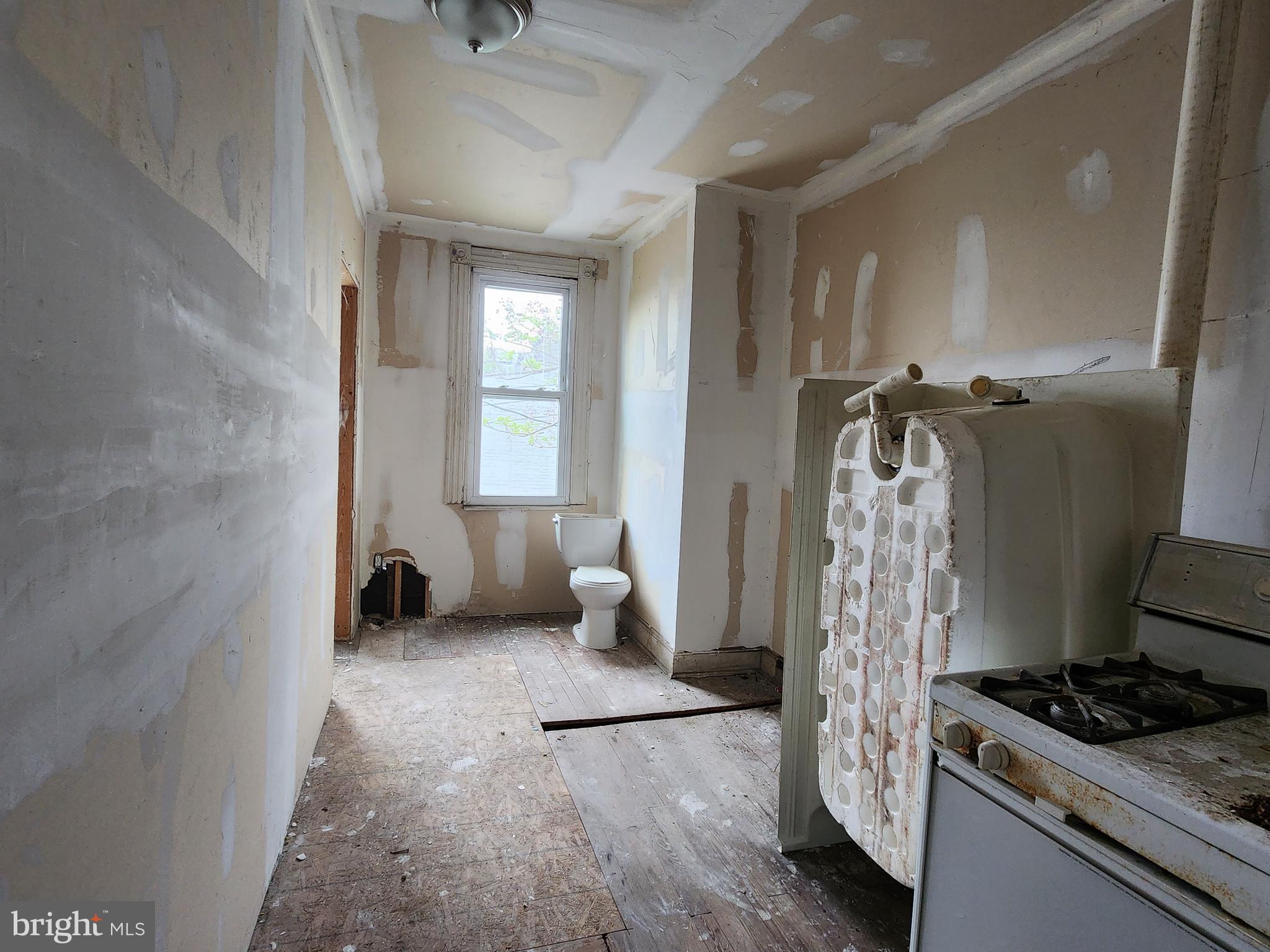 MIDTOWN EDMONDSON - Residential