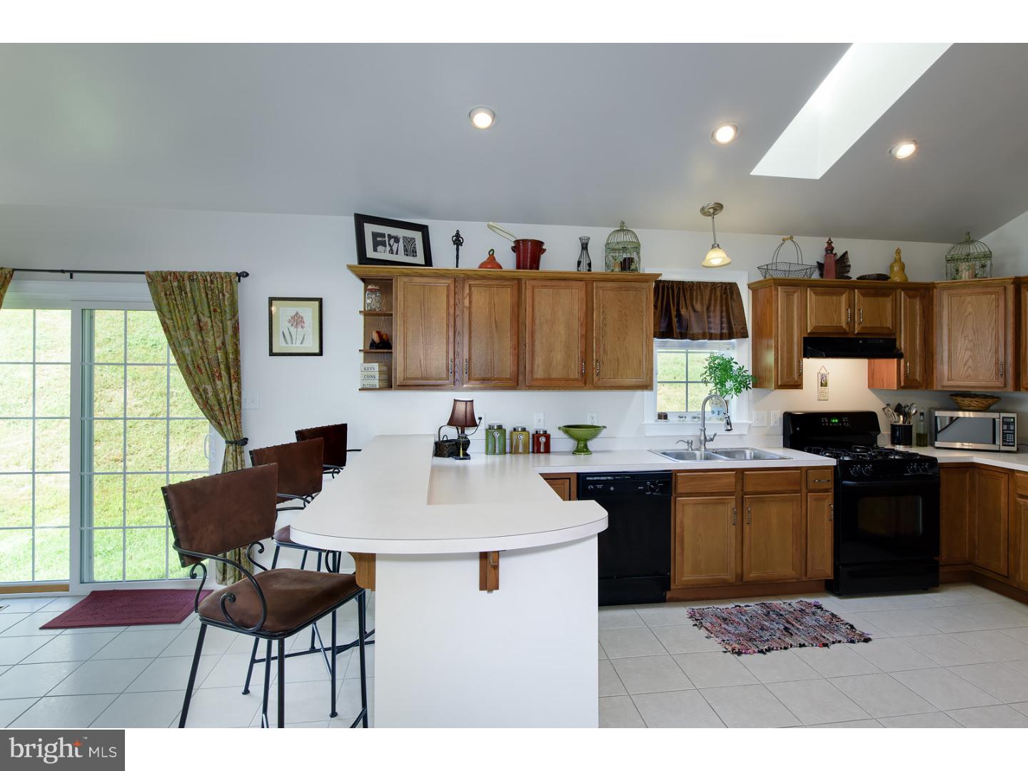 NORTHRIDGE - Residential