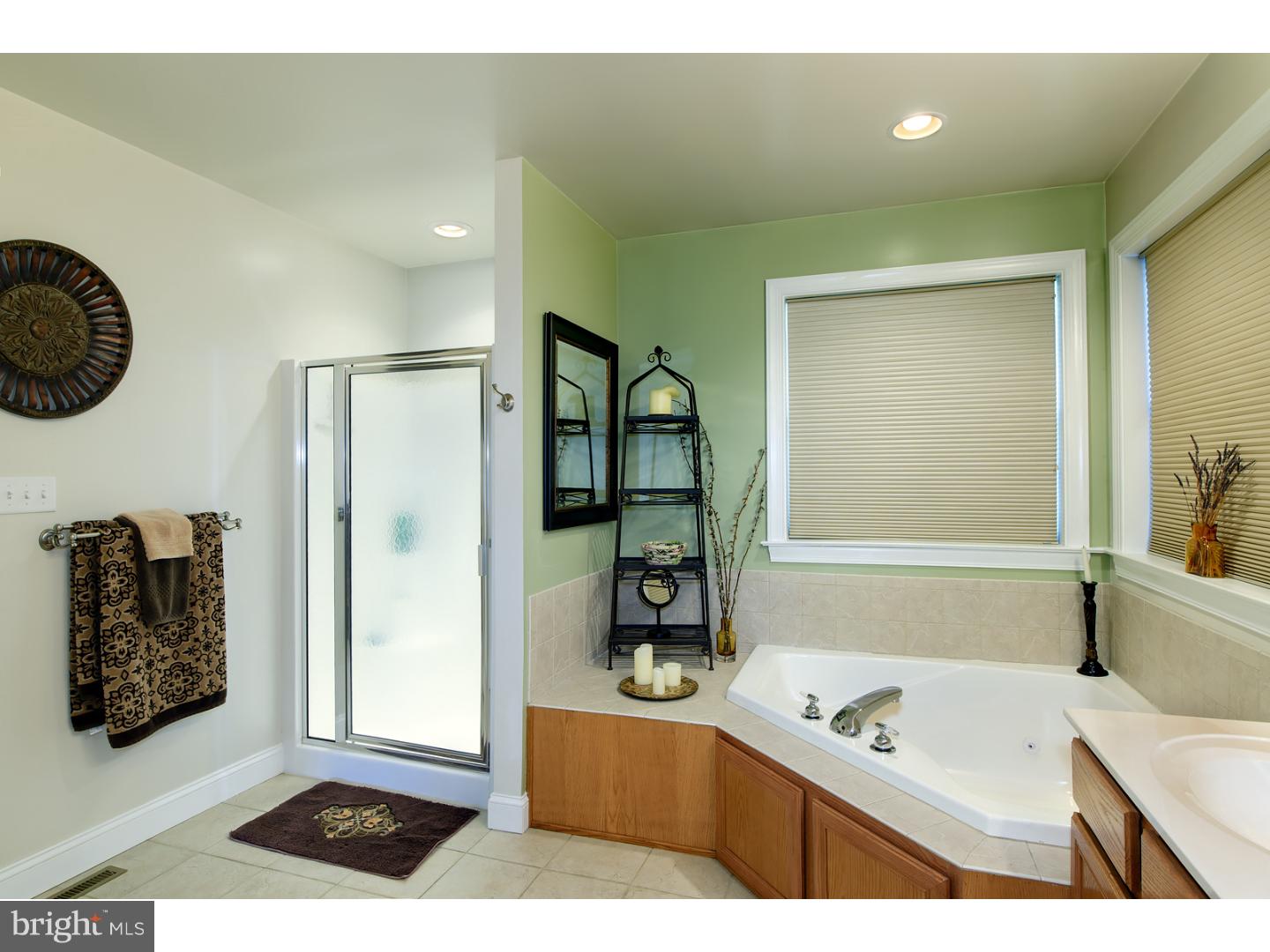 NORTHRIDGE - Residential