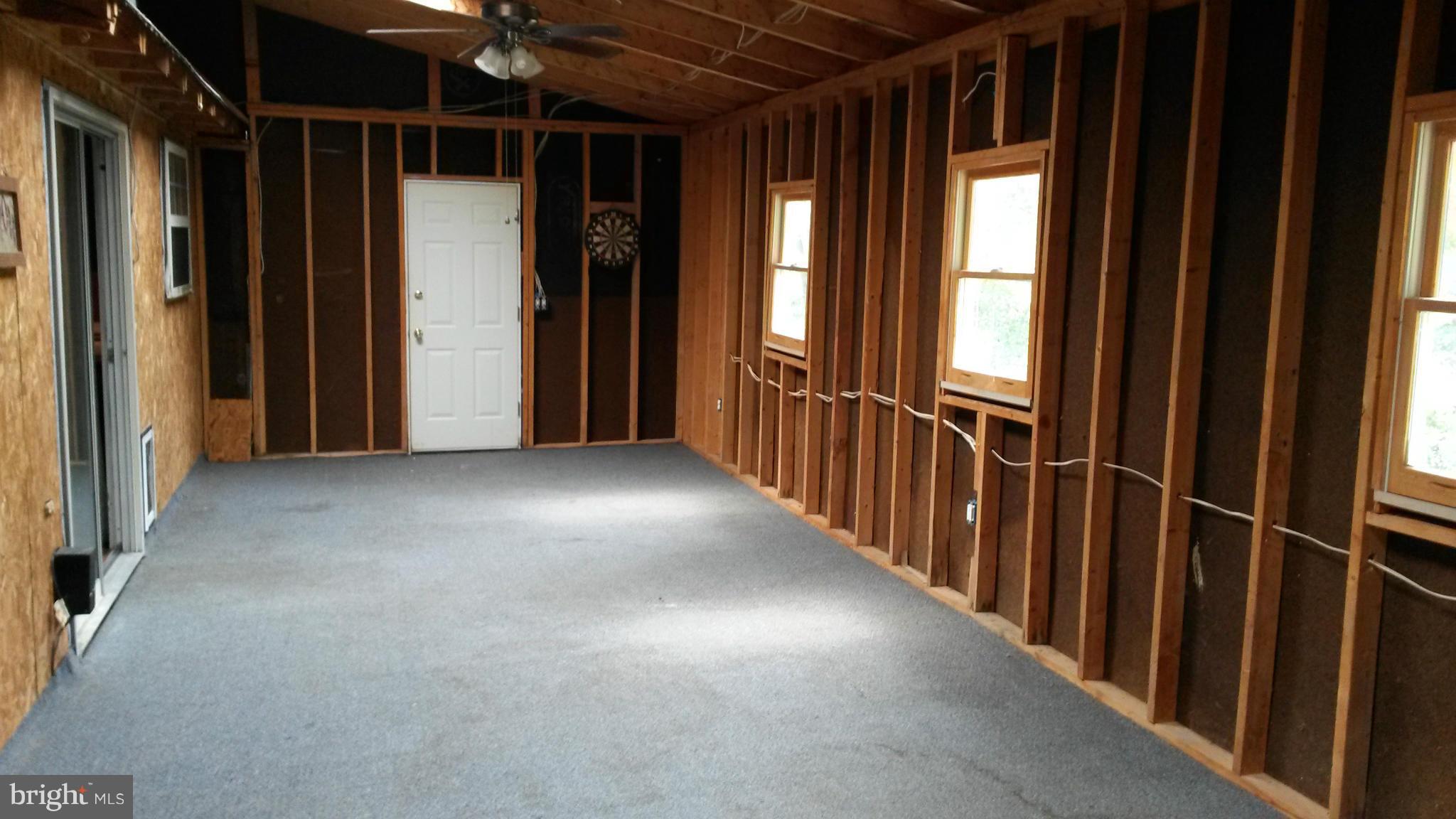 HICKORY RIDGE - Residential Lease