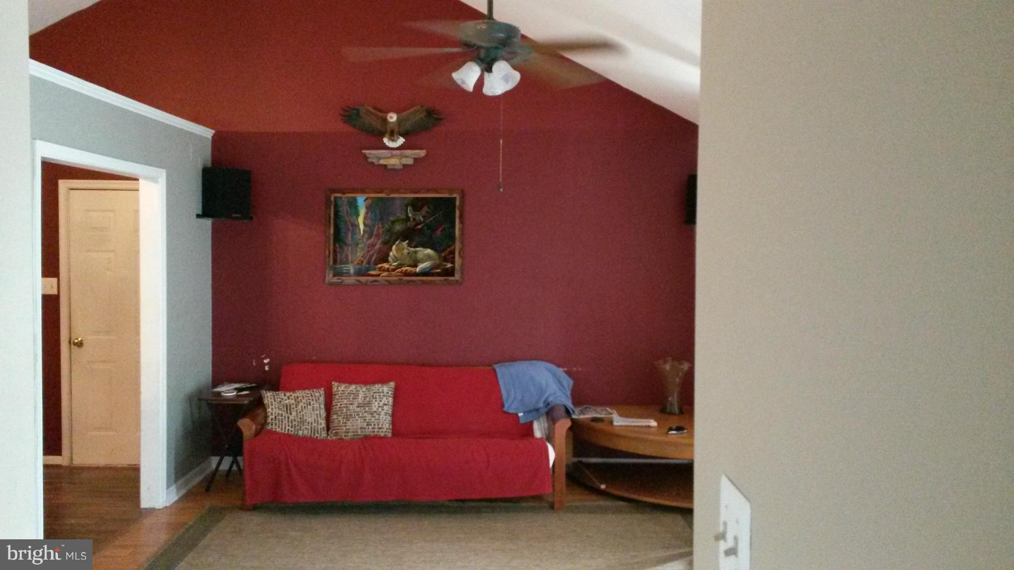 HICKORY RIDGE - Residential Lease