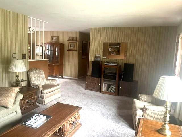 1821 COLONY DRIVE