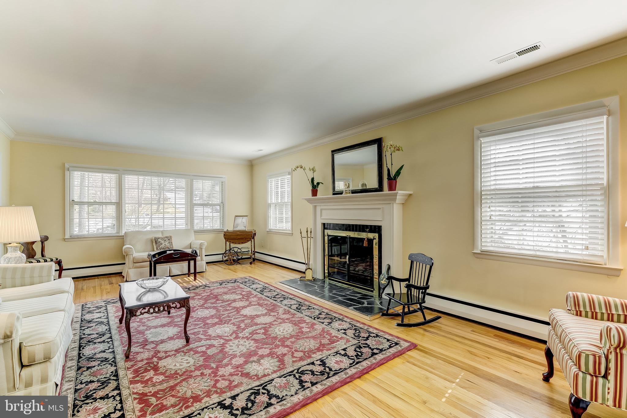 FOUR WINDS/RUXTON - Residential