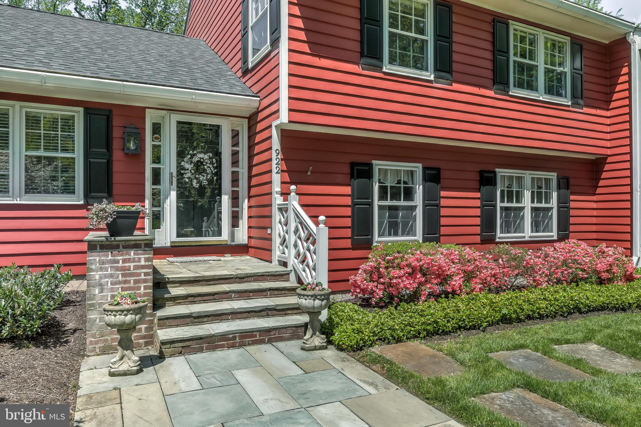 FOUR WINDS/RUXTON - Residential