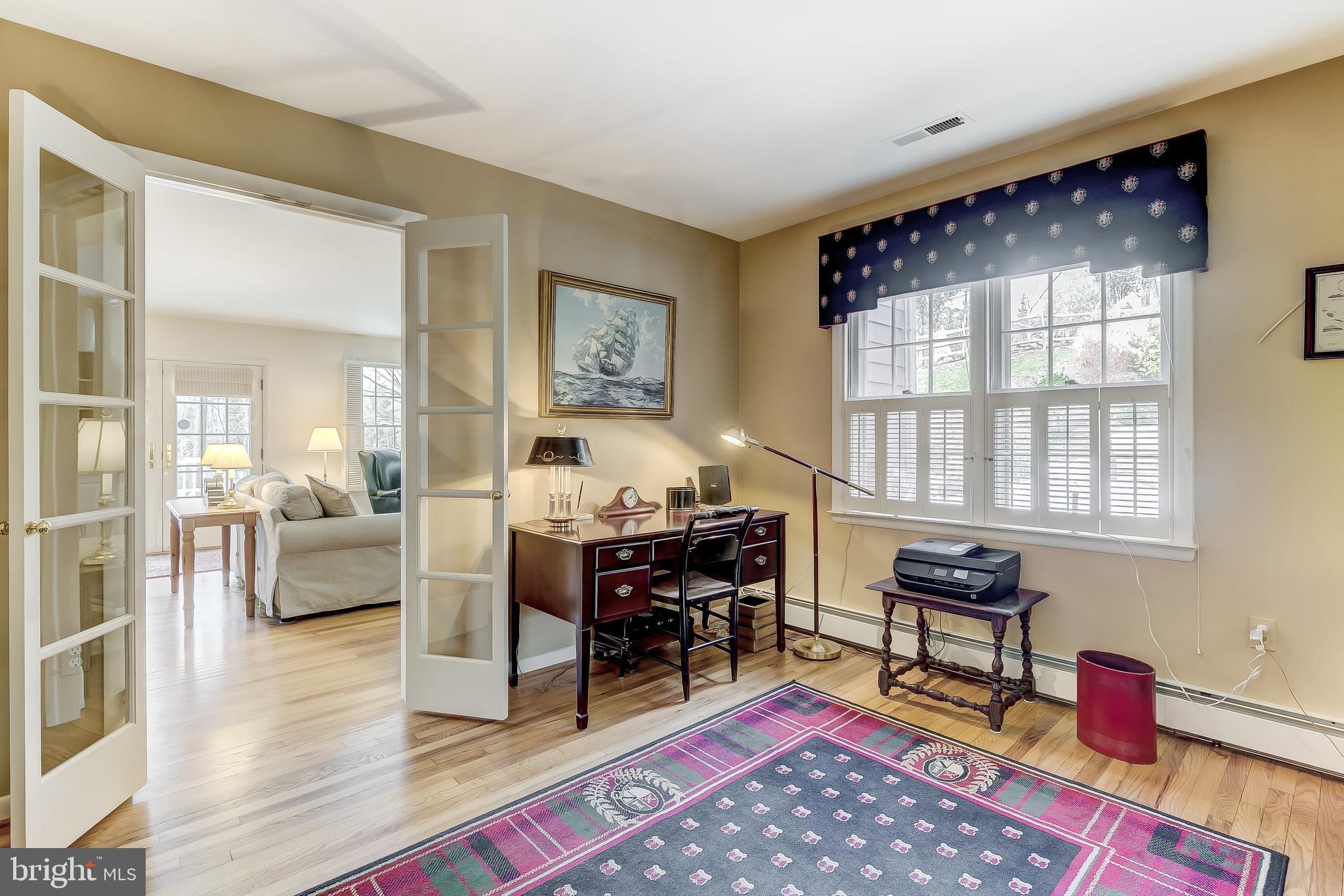 FOUR WINDS/RUXTON - Residential