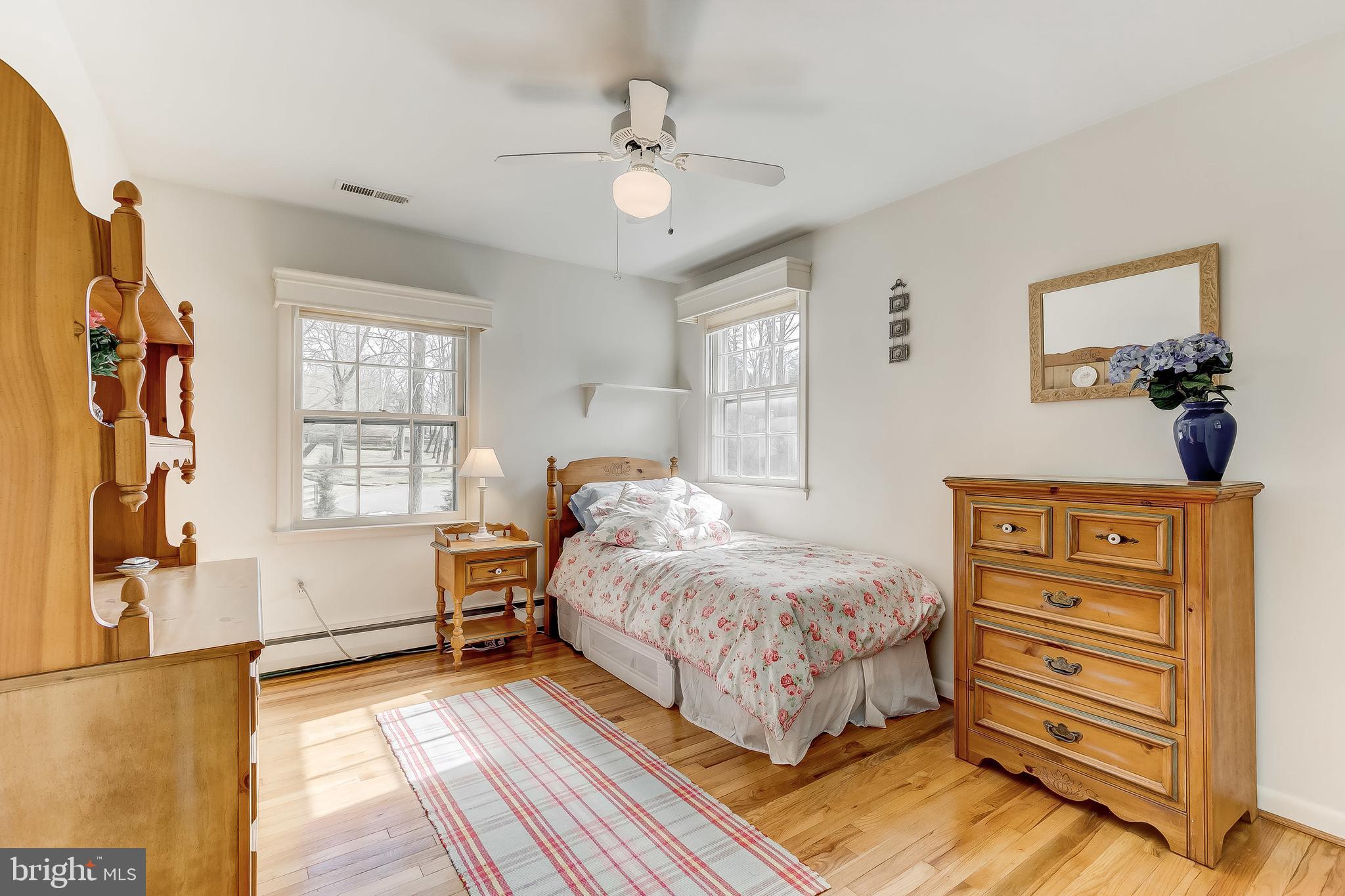 FOUR WINDS/RUXTON - Residential