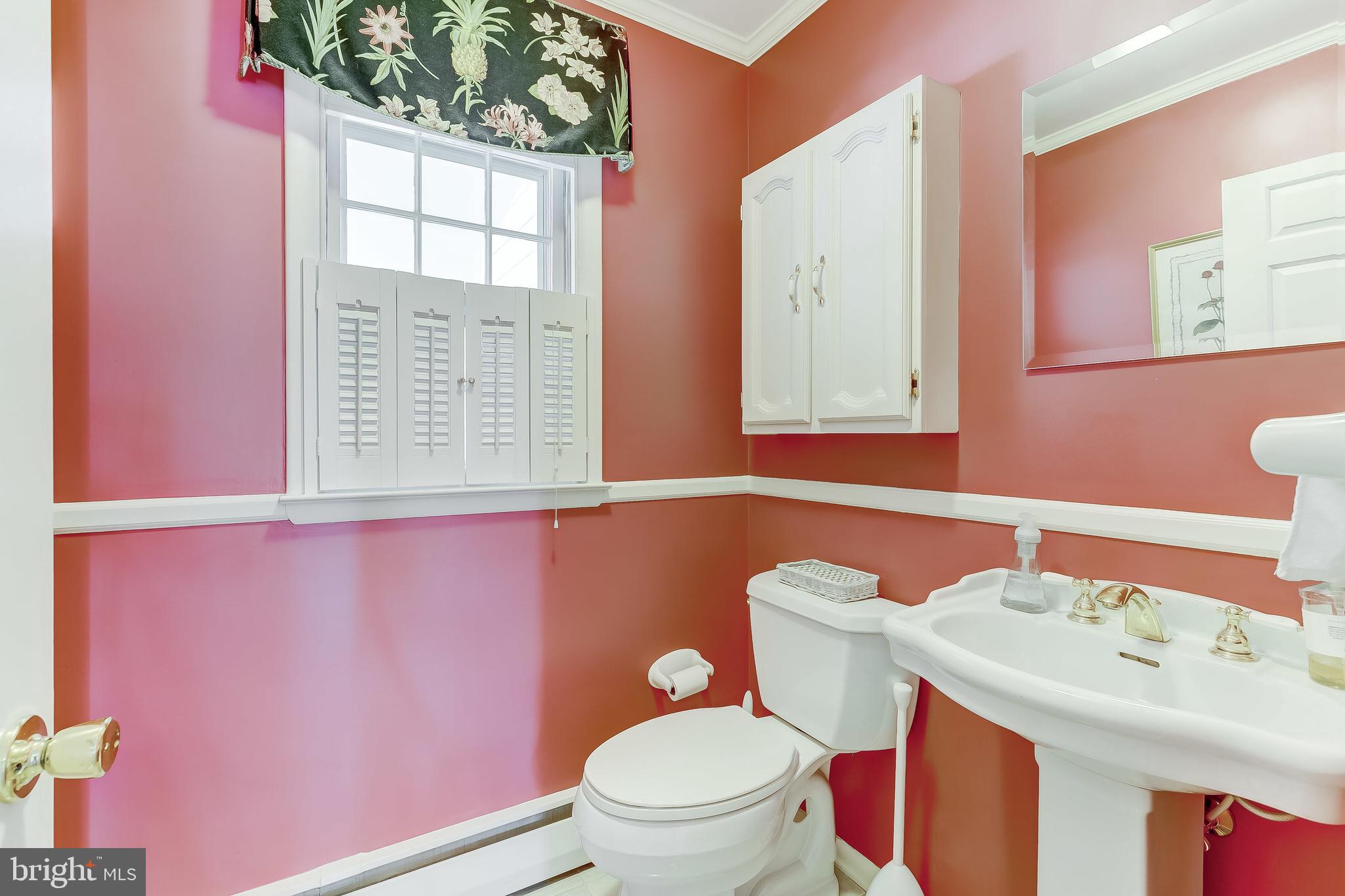 FOUR WINDS/RUXTON - Residential