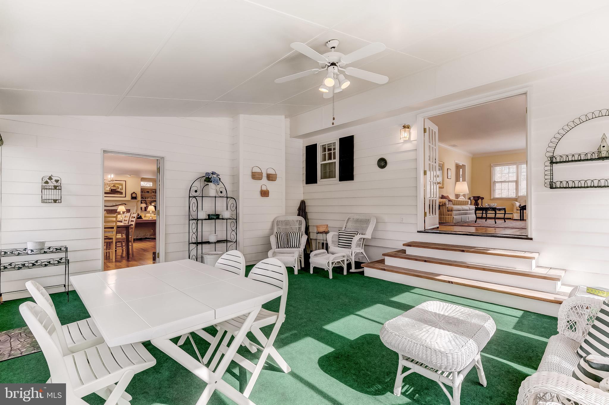 FOUR WINDS/RUXTON - Residential