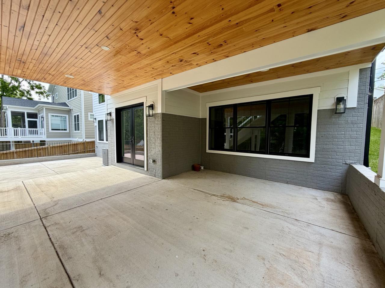 HUNTINGTON TERRACE - Residential