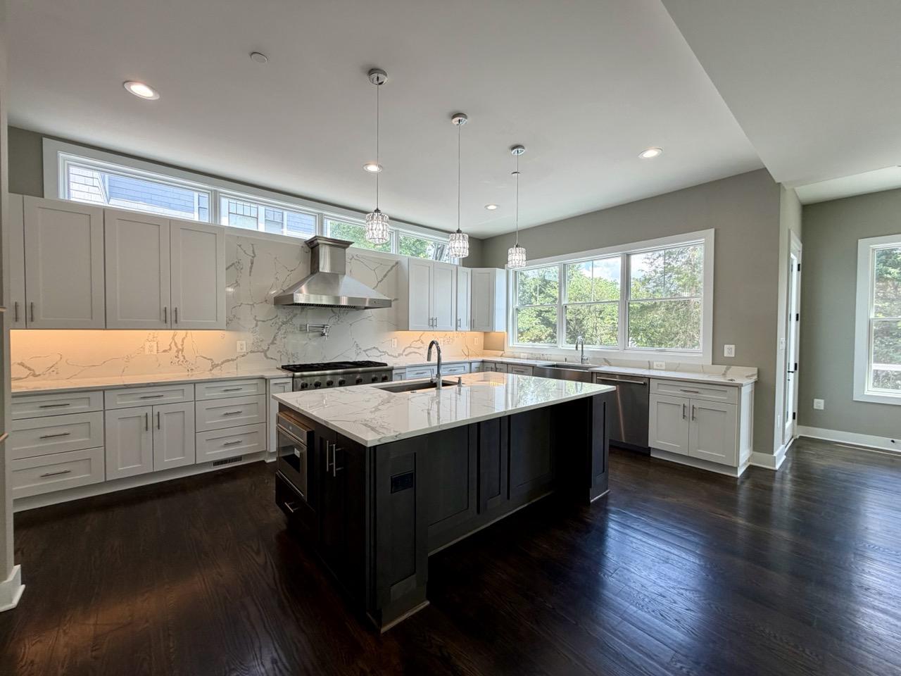 HUNTINGTON TERRACE - Residential
