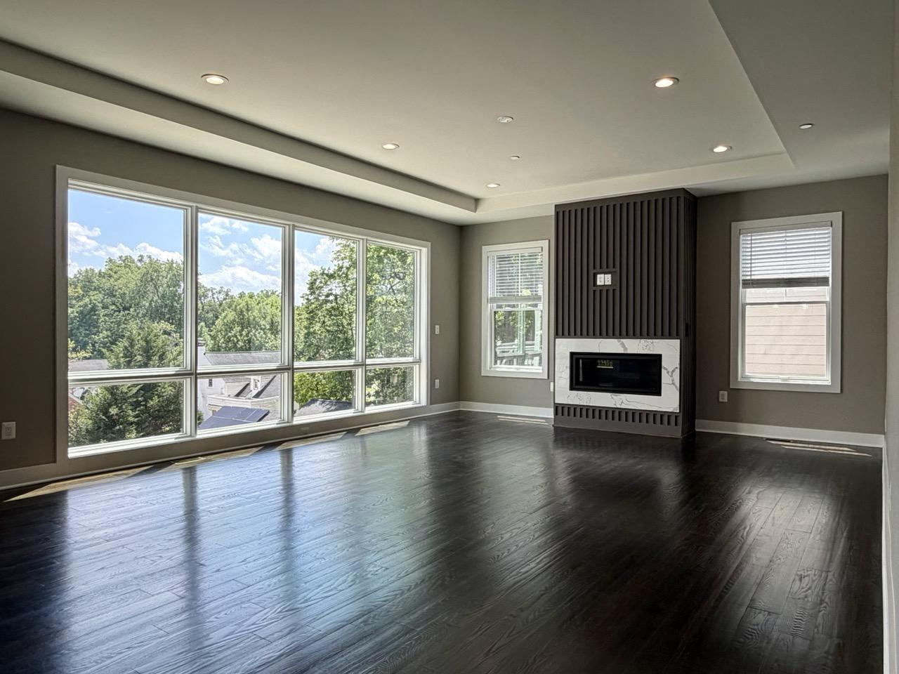HUNTINGTON TERRACE - Residential