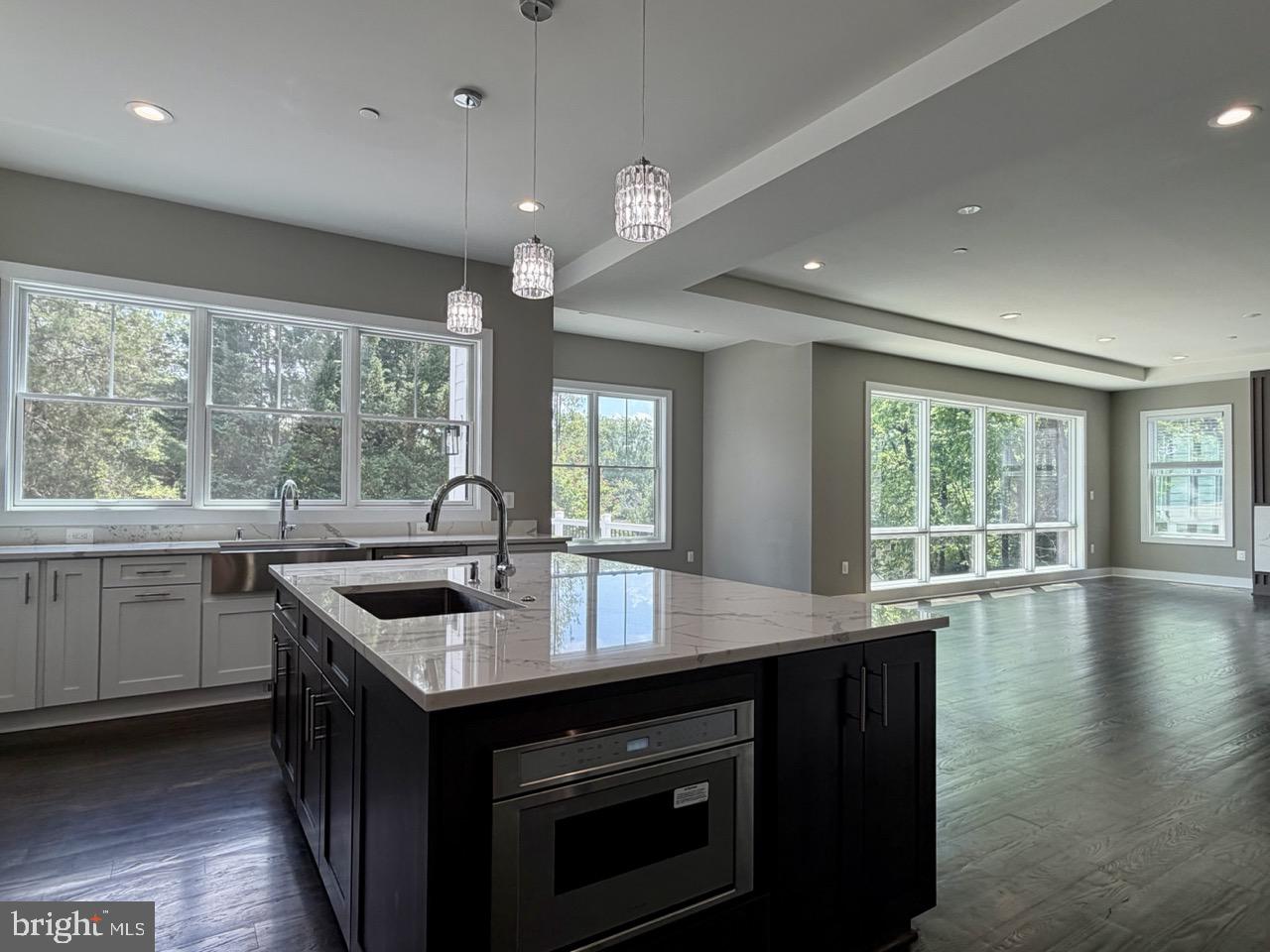 HUNTINGTON TERRACE - Residential