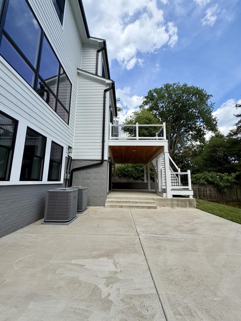 HUNTINGTON TERRACE - Residential