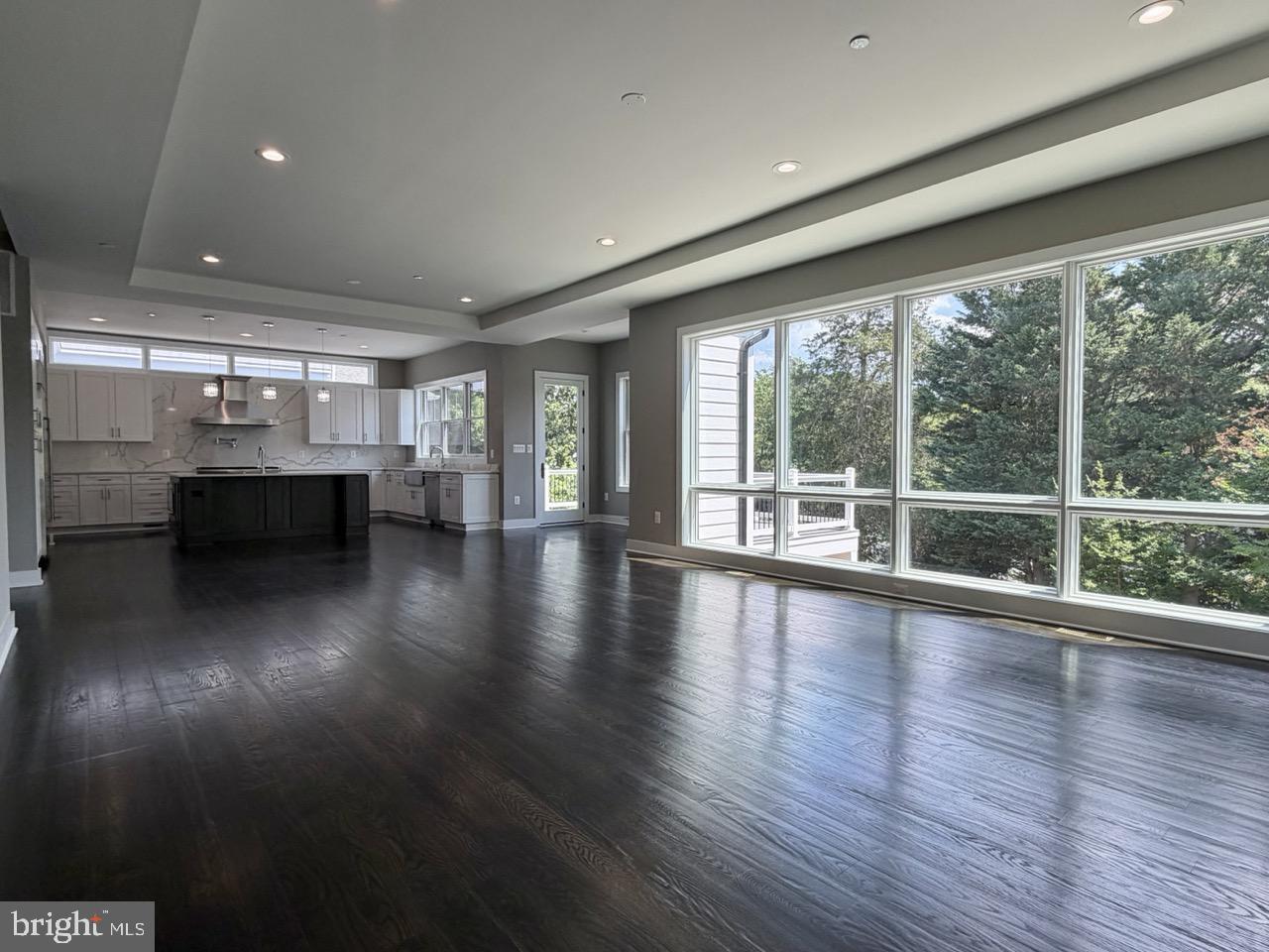 HUNTINGTON TERRACE - Residential