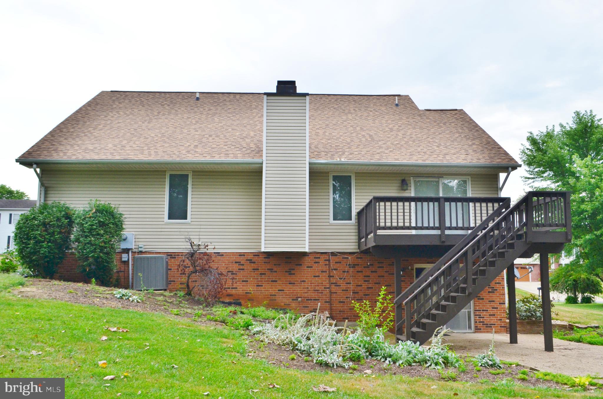 THE FOOTHILLS - Residential