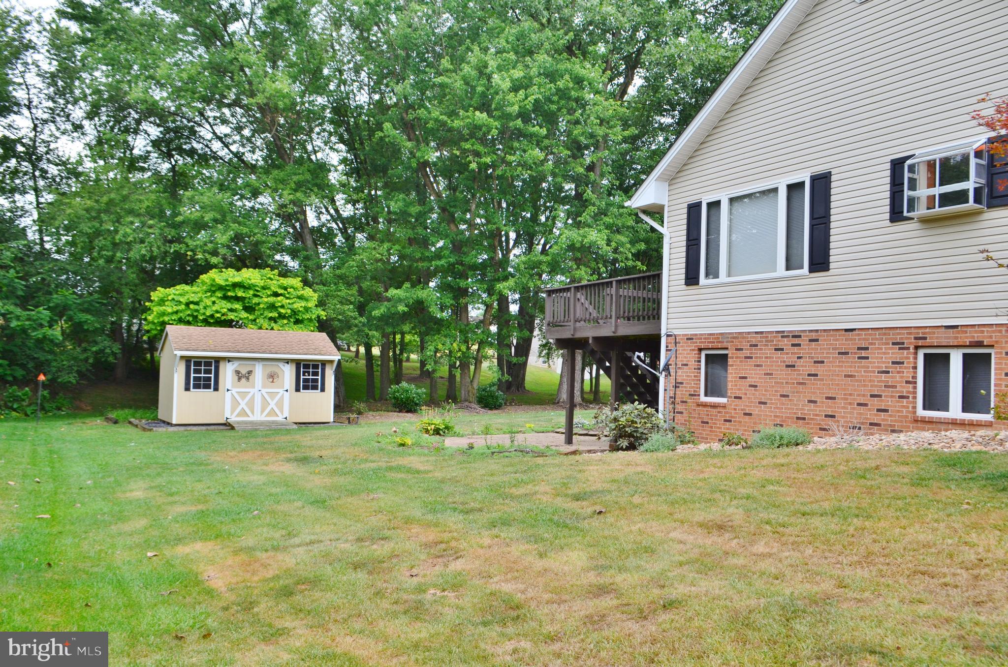THE FOOTHILLS - Residential