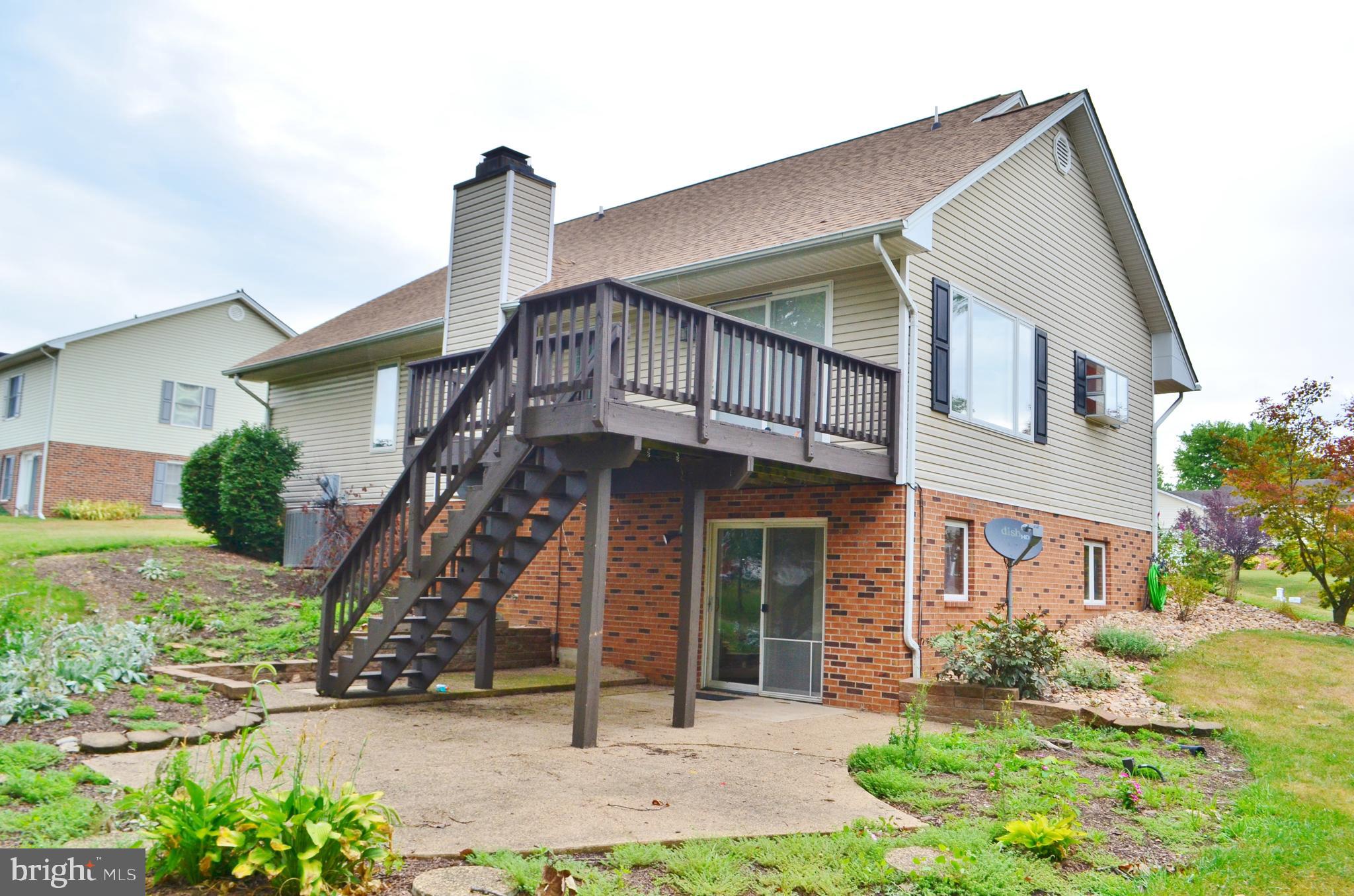 THE FOOTHILLS - Residential