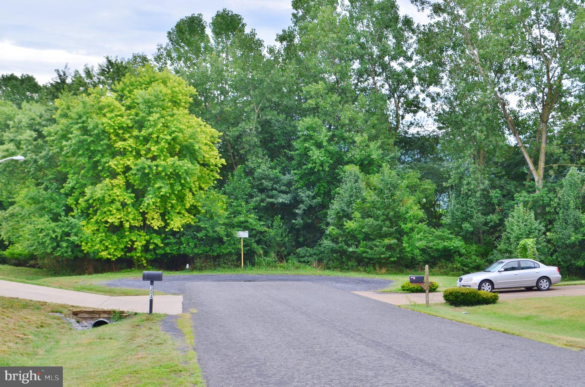 THE FOOTHILLS - Residential